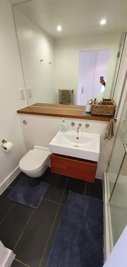 Bright & Spacious Double Bedroom With Ensuite And Concierge! Paid Parking Available 런던 외부 사진